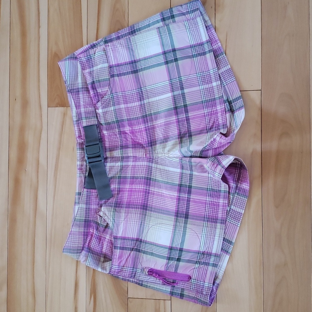 Columbia shorts